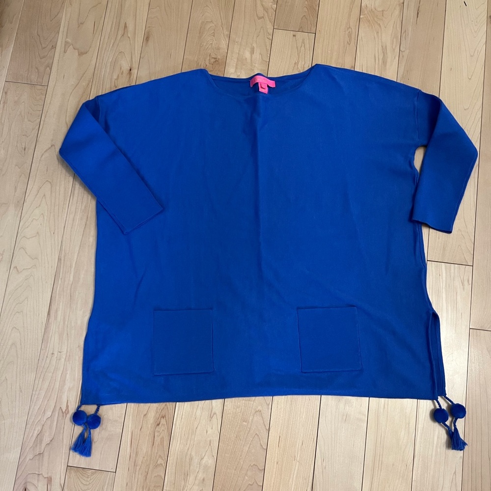 Pretty Lilly sweater NWOT